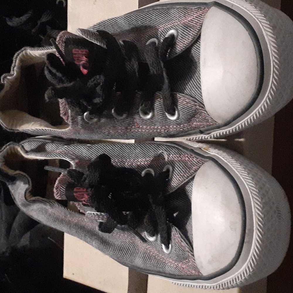 Converse